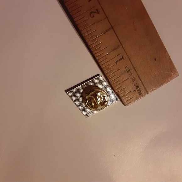 1" Jolly Roger Pirate Flag White Skull Cross Bones - Picture 4 of 4